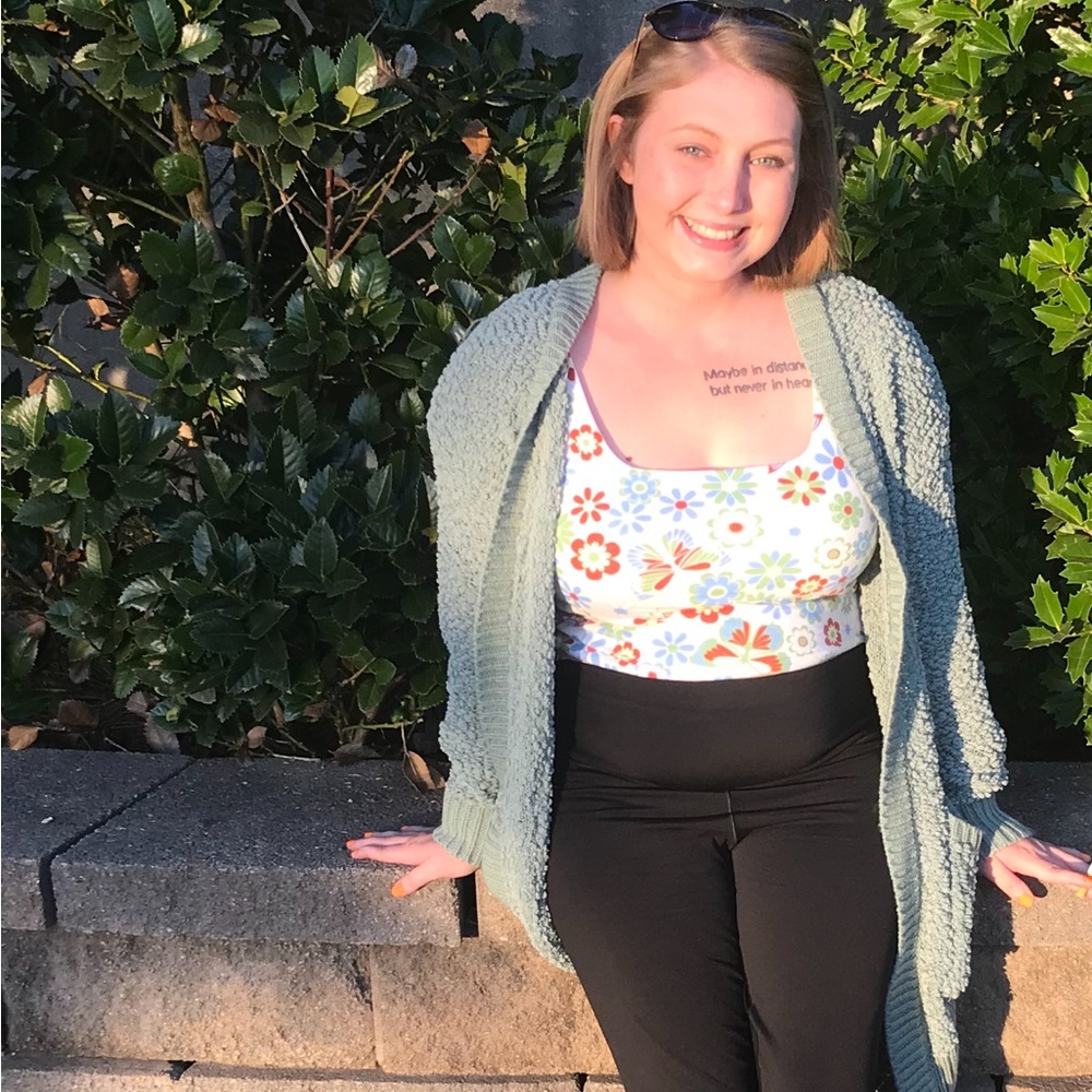 ✨Meet your Posher, Kayla✨🫶🏼